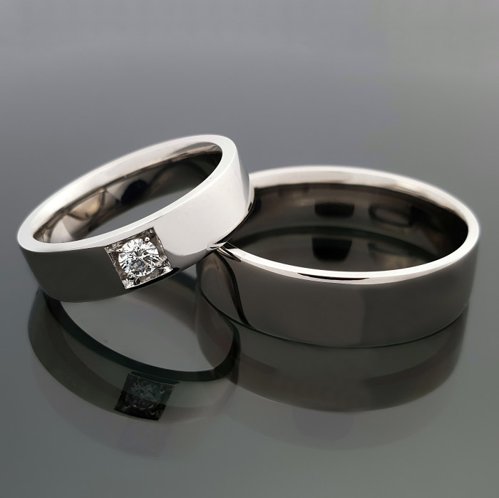 Balto aukso vestuviniai žiedai su briliantu (vz112)