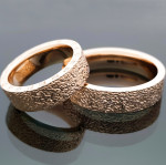 Prabangūs vestuviniai žiedai su briliantais žiedo briaunoje (vz118) 2