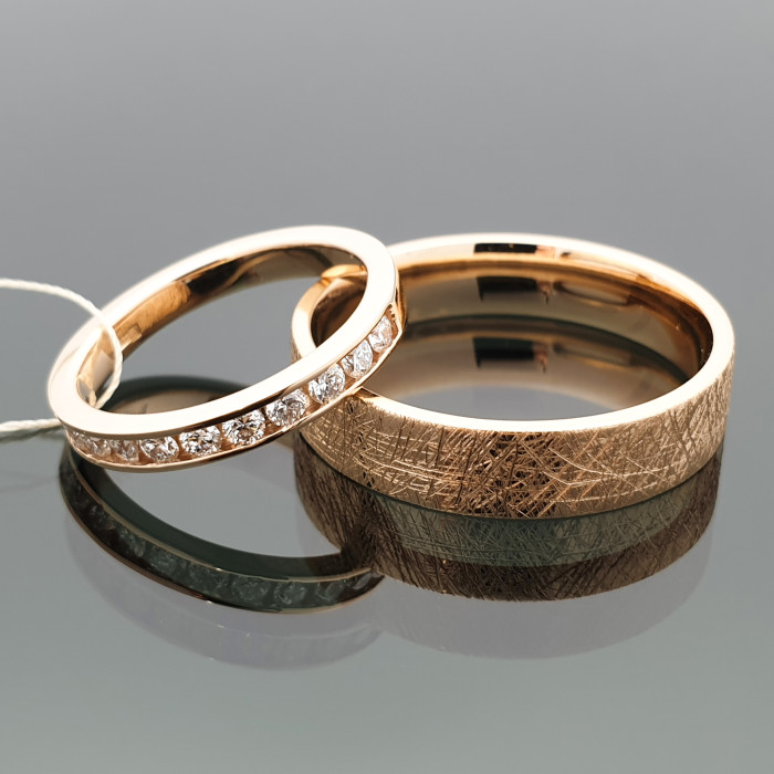 Vestuviniai žiedai dekoruoti briliantų juostele (vz104)