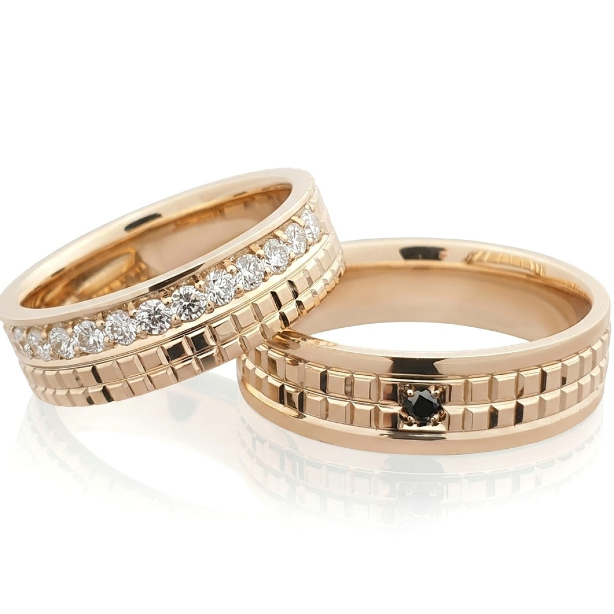 Luxurious wedding rings with diamonds (vz188), Modern Design Wedding Rings, Gold type: 585, Item in the photo weight: ~16.00 g, Gemstone in the photo: Briliant, The weight of the gem in the photo: 0.55 ct (16 vnt.)
0.14 ct (4 vnt.) - Jewelry online