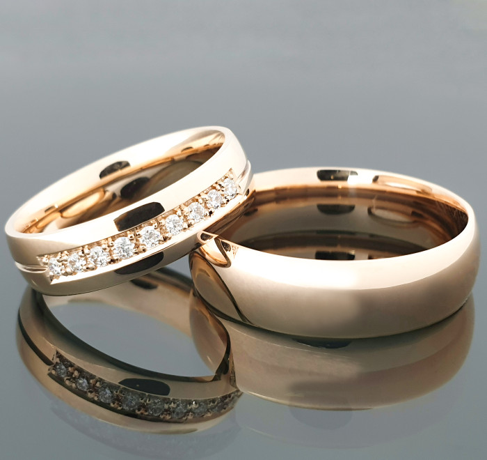 Vestuviniai žiedai dekoruoti briliantu juostele (vz94)