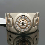  Gold men's ring decorated with diamonds (2192) 2