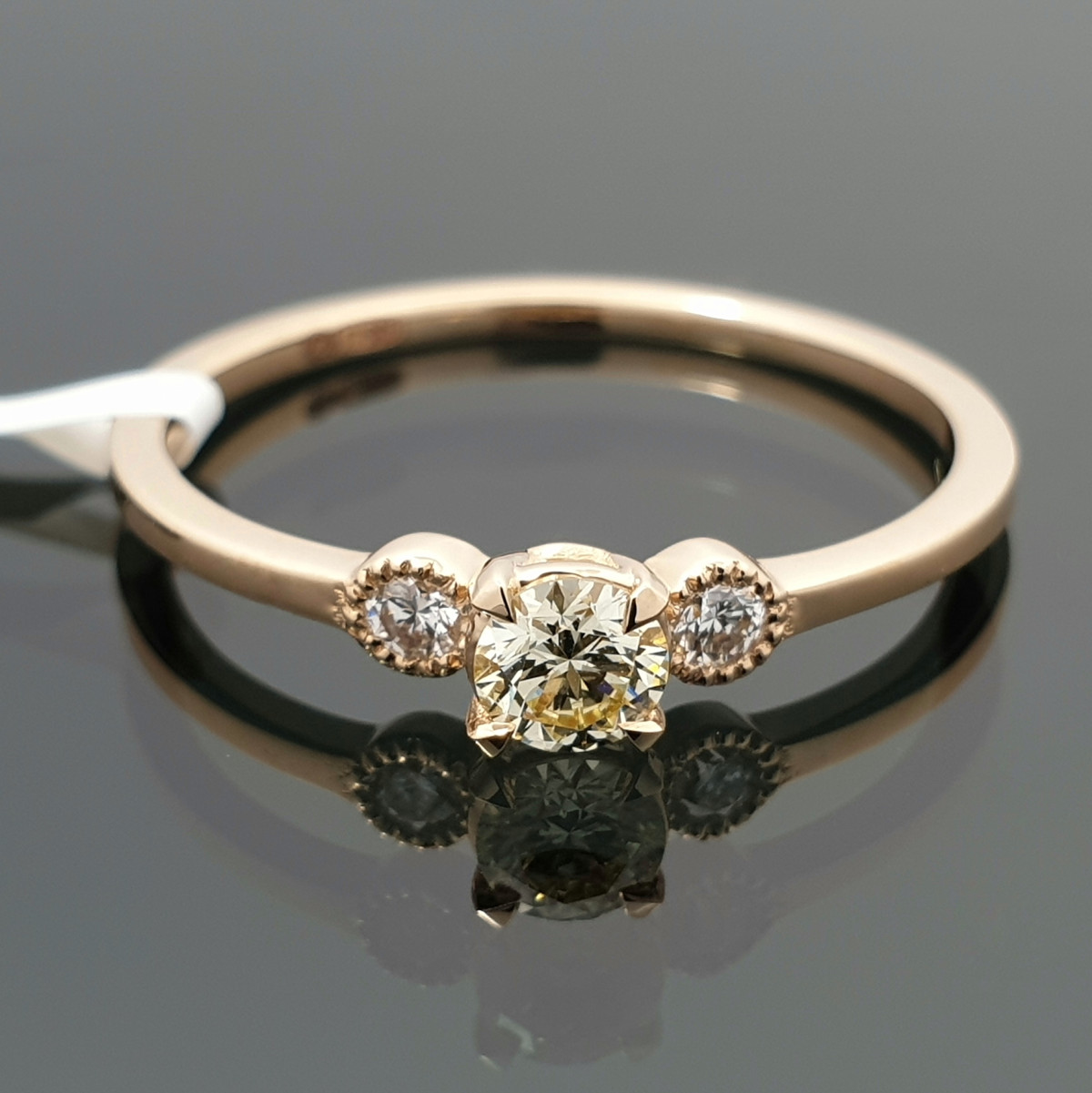 Auksinis sužadėtuvių žiedas su "Fancy" deimantu (2029) 1
