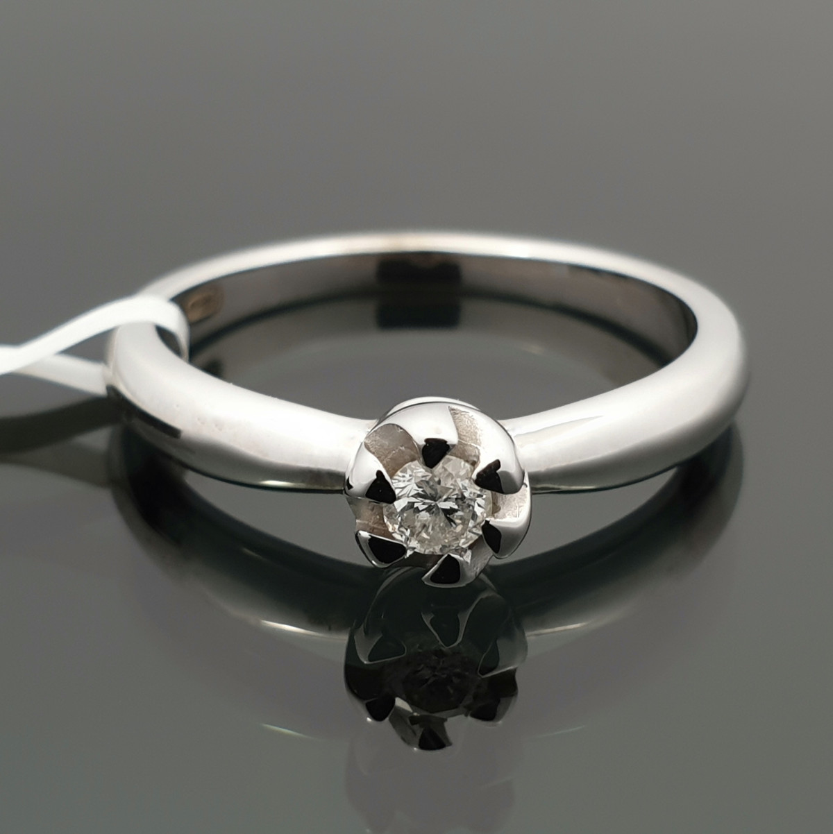 White Gold Diamond Engagement Ring (2135) 1