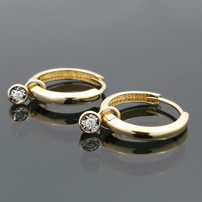 Round earrings with diamond pendants (449)