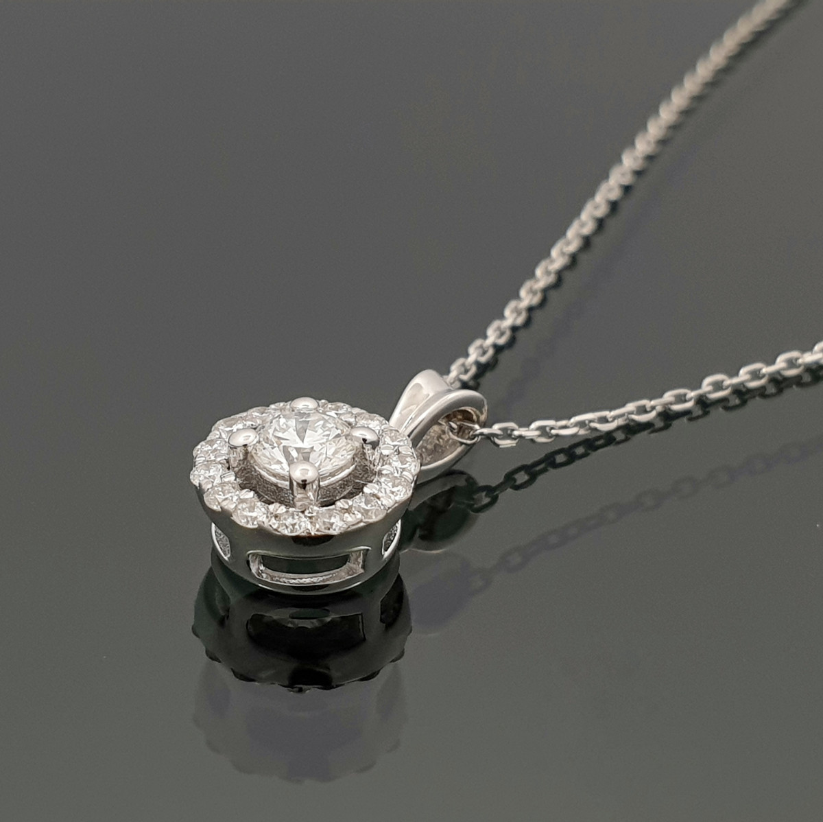 Chain with Halo diamond pendant (300) 1