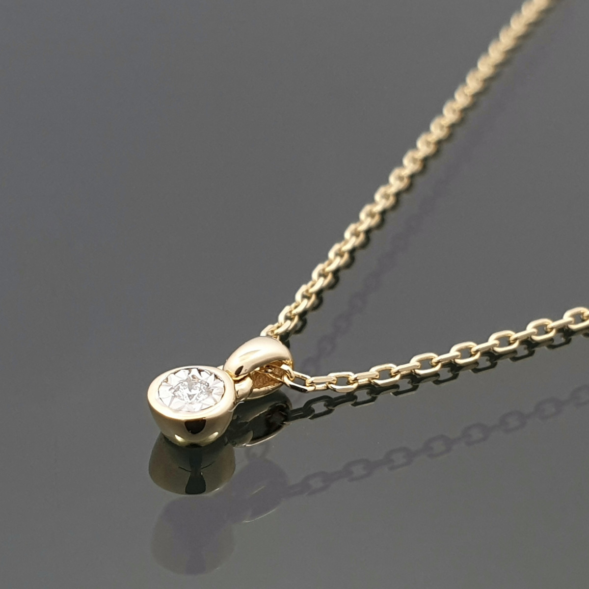 Gold chain with diamond (311) 1