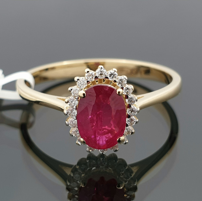 Auksinis žiedas su rubinu ir deimantais (2249)