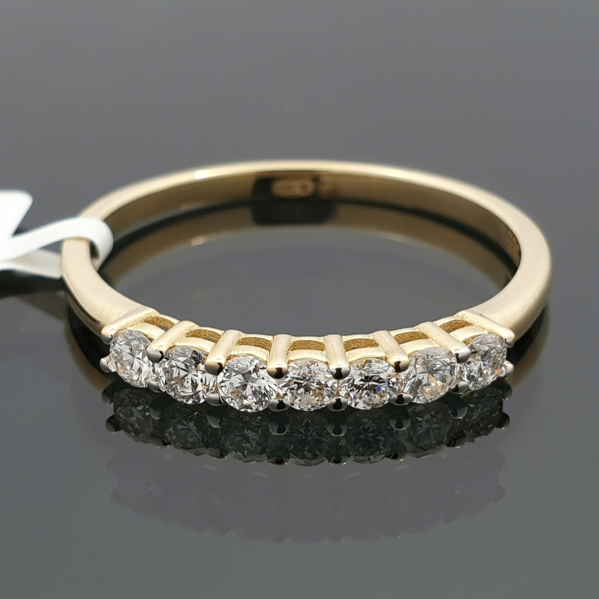 Auksinis žiedas su deimantų juostele (2266) 1