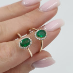 Gold Ring with Emerald and Diamonds (2270) 2