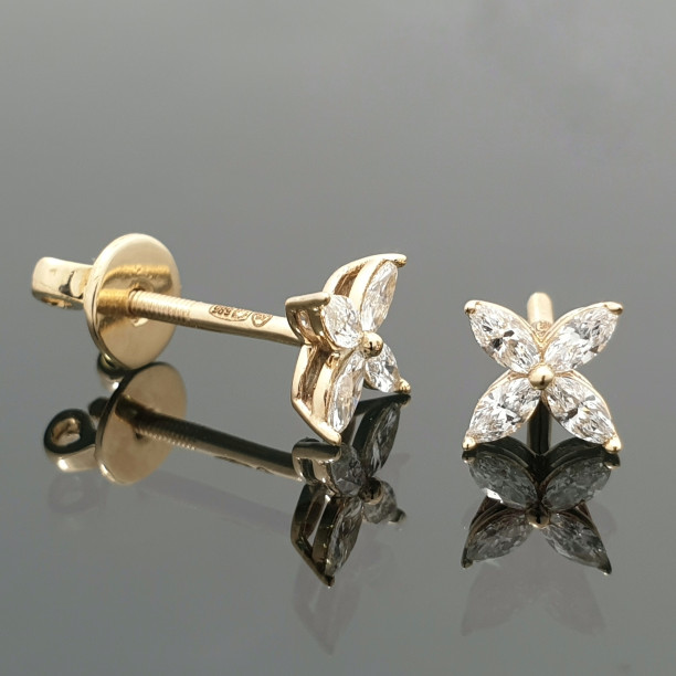 Gold earrings with diamonds (456)