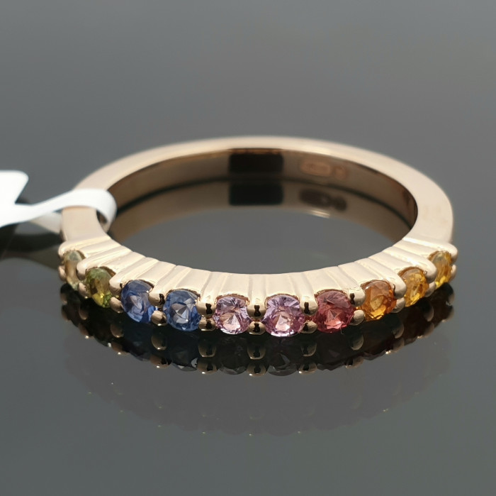 Auksinis žiedas su spalvotų safyrų juostele (2389)