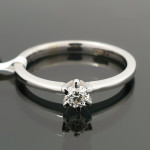 White Gold Engagement Ring with Diamond 