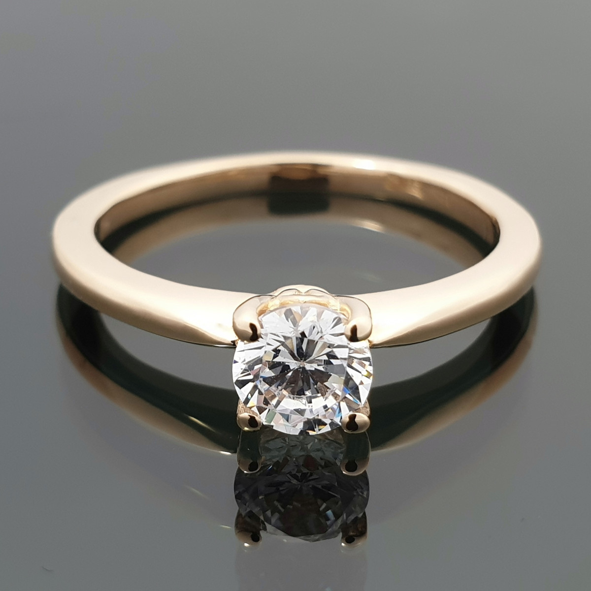 Classic engagement ring (1635) 1