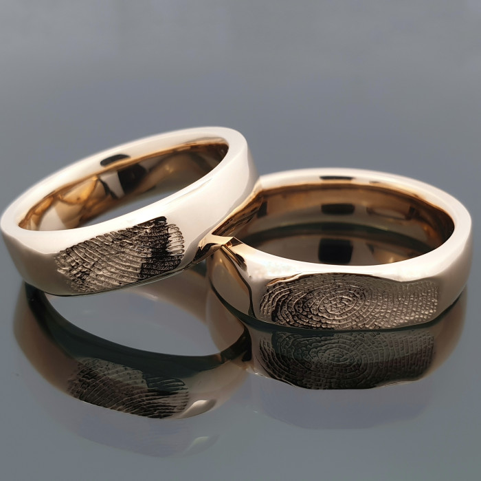 Auksiniai vestuviniai žiedai su pirštų antspaudais (182)
