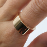 Modern ladies gold ring (1712) 3