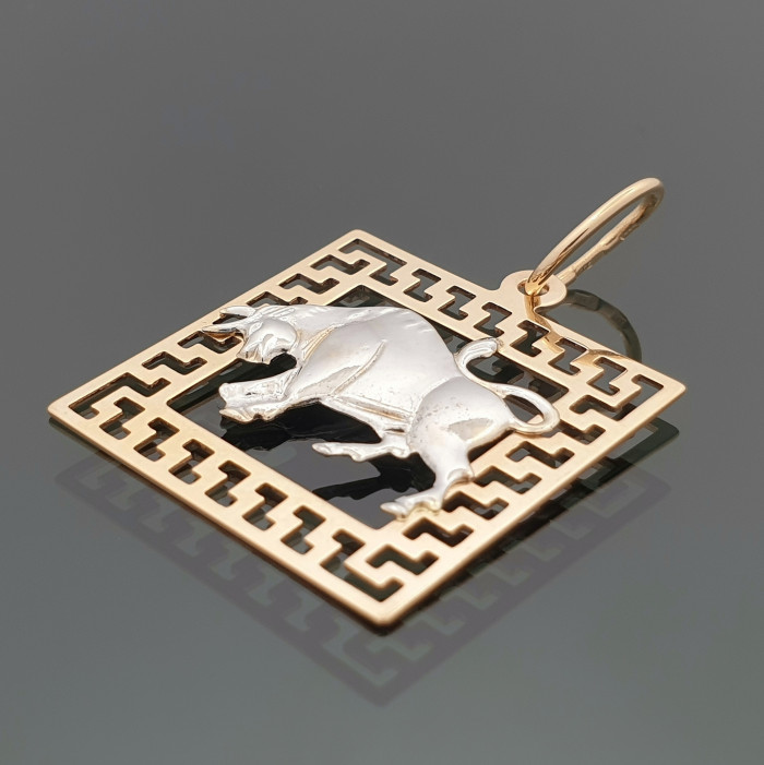 Gold pendant - Taurus (929)