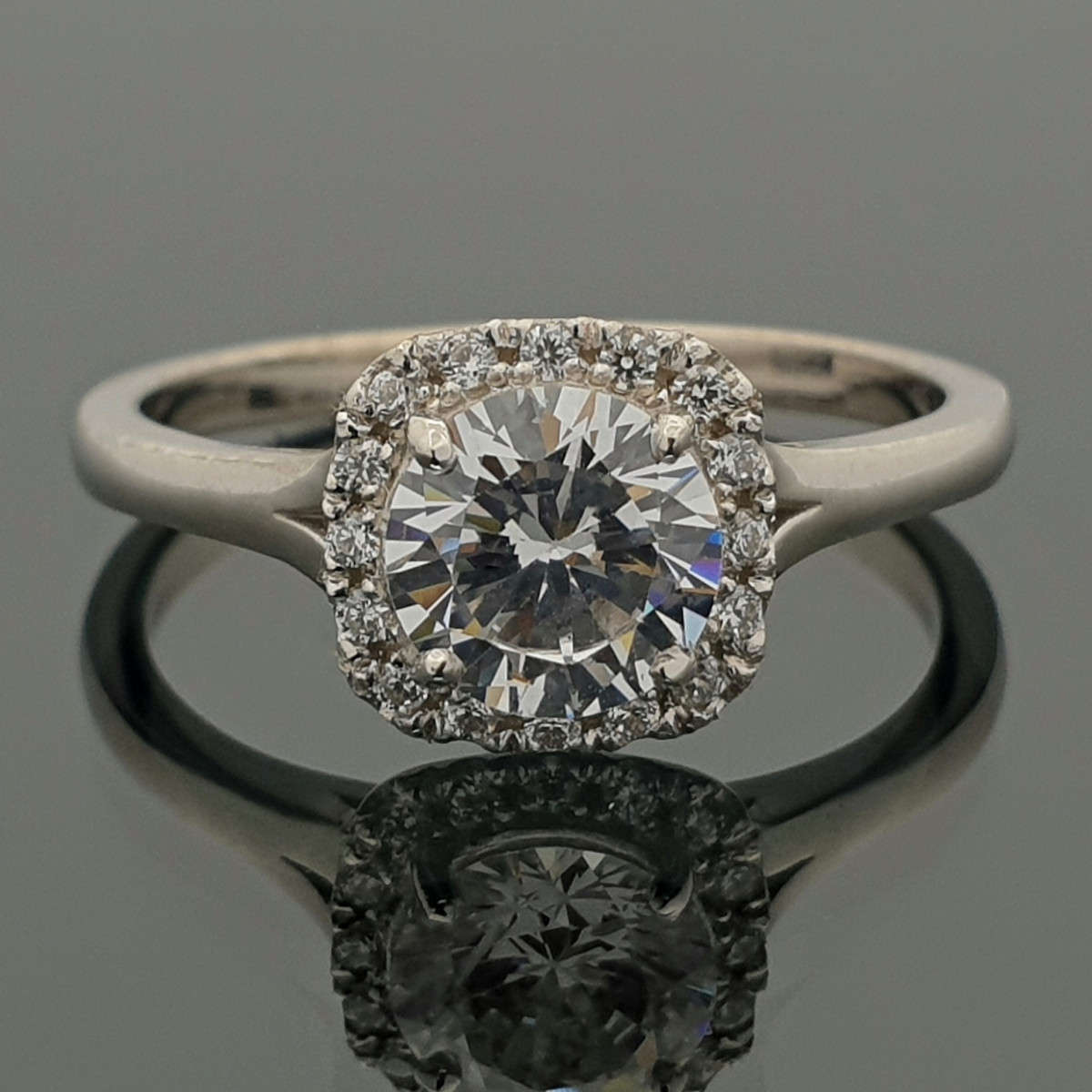 White gold engagement ring with rhinestone eyes (1856) 1