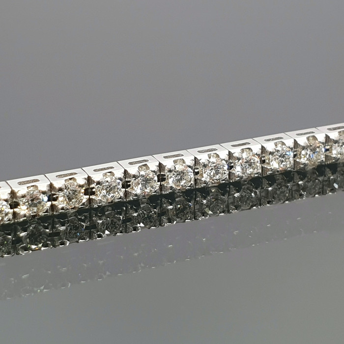 White gold diamond tennis bracelet (75)