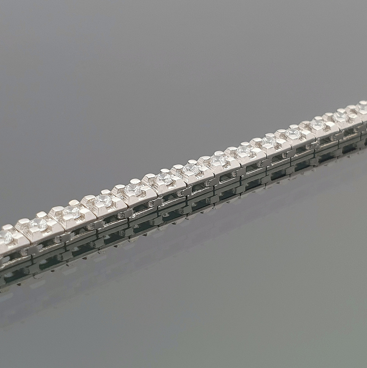 White gold Tennis chain with zirconia eyes (1666) 1