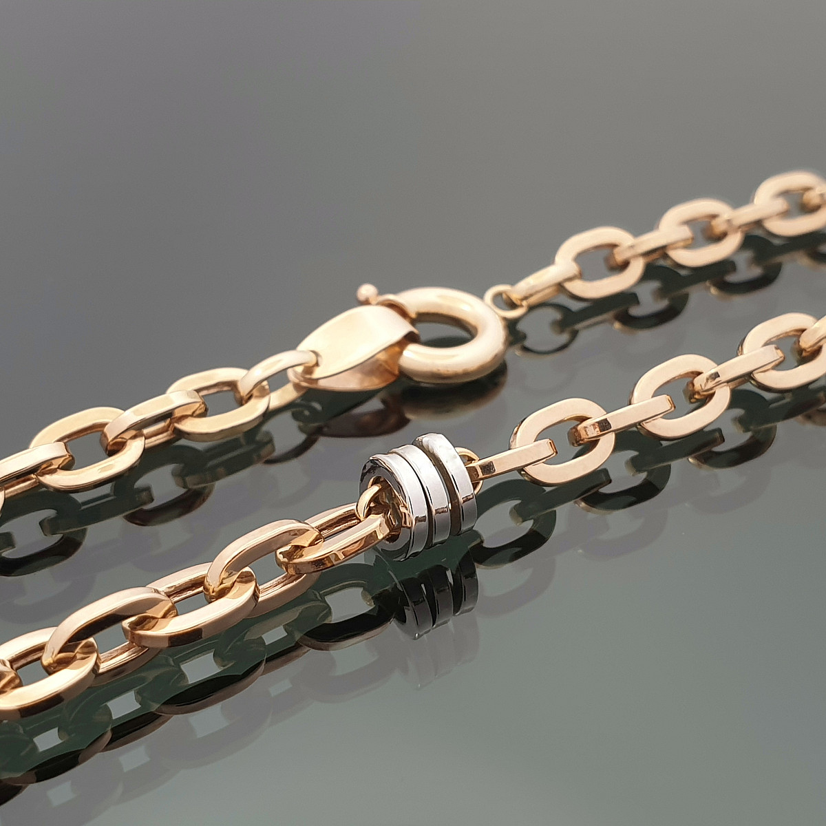 Gold chain with white gold details (1595) 1