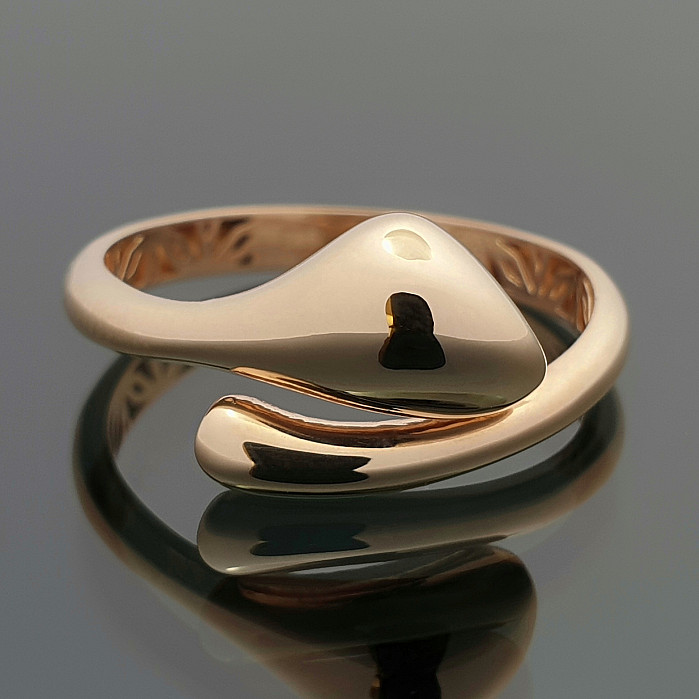 Minimalist gold ring (1916)