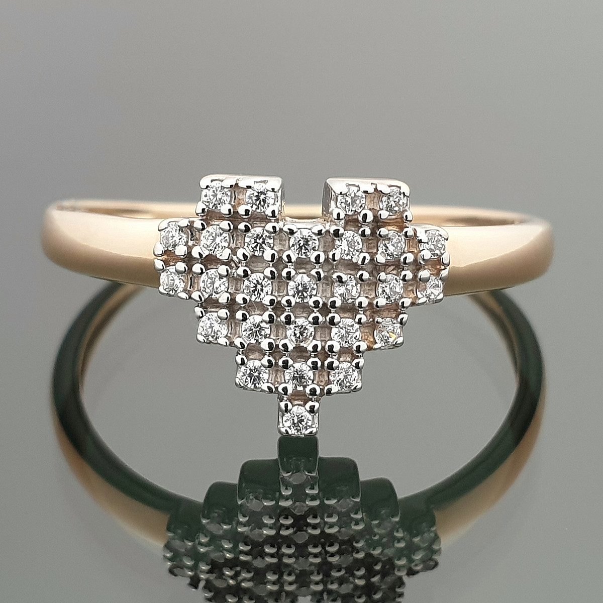 Gold ring with eyelets "Heart" (1926) 1