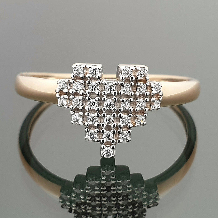 Gold ring with eyelets "Heart" (1926)
