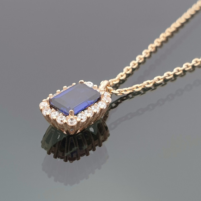 Gold chain with blue pendant (1603)