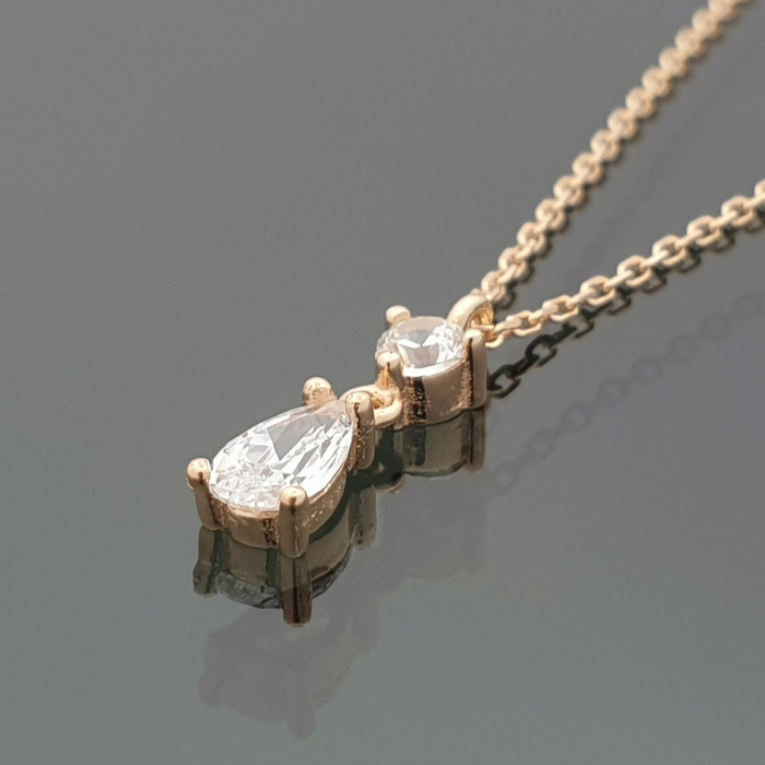 Gold chain with drop-shaped pendant (1607)