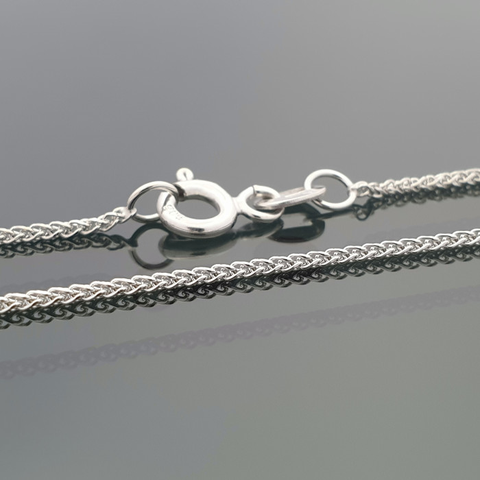 White gold chain (1639)