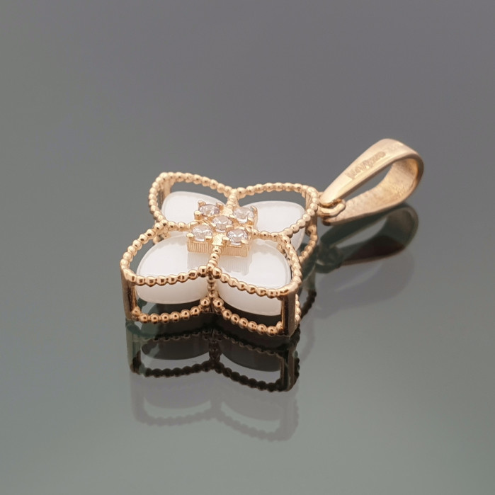 Gold pendant "Flower" (1034)