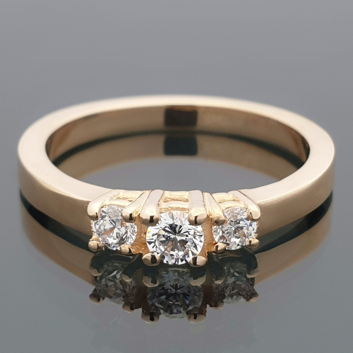 Zelta gredzens ar cilpiņām (2073), Ar acīm, Zelta standarts: 585, Produkta foto svars: 3.30 g, Dārgakmeņi: Cirkons - Rotājumlietas internetā