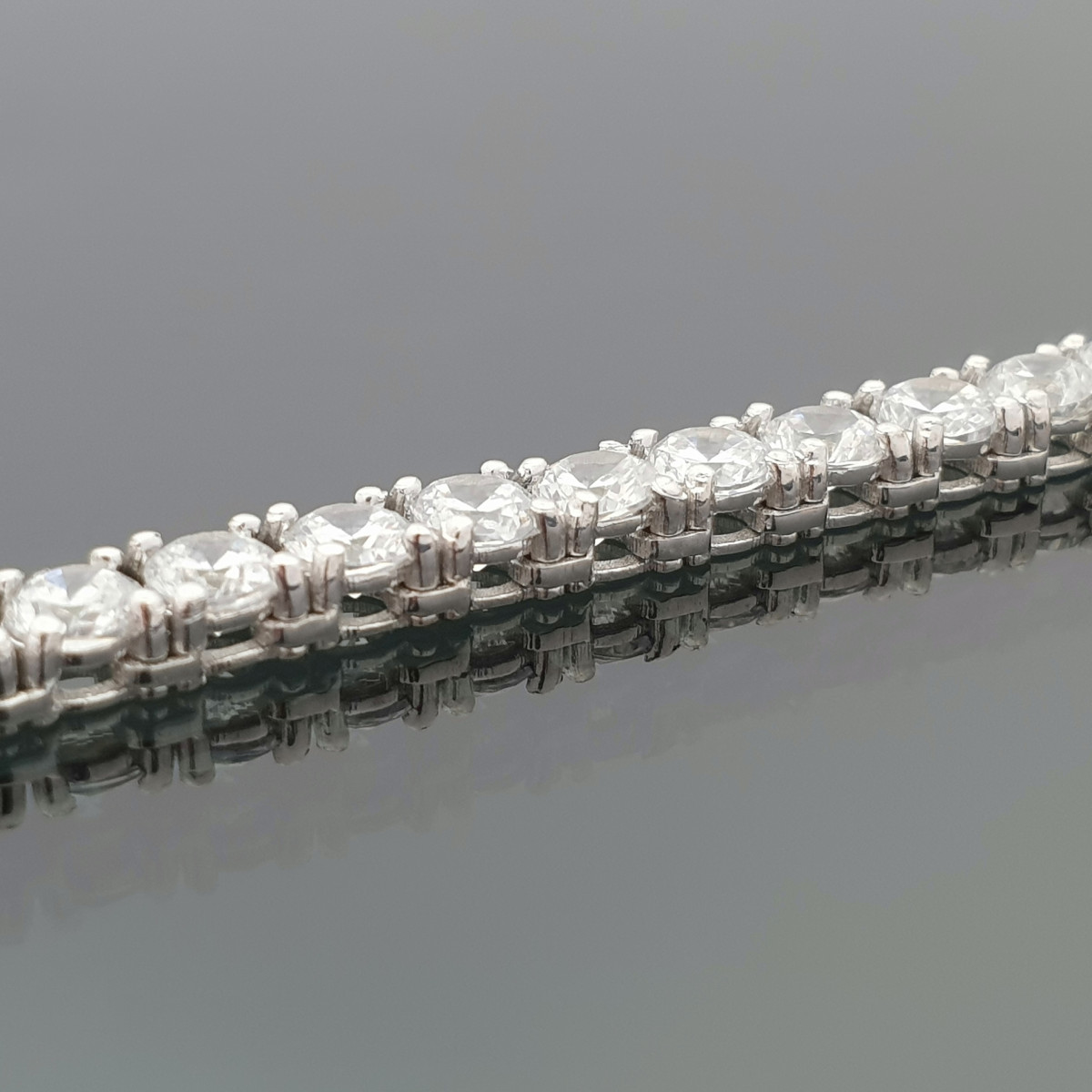 Baltā zelta tenisa ķēdīte ar cirkonija acīm (1669), Klasiskās ķēdes, Zelta standarts: 585, Produkta foto svars: 27.33 g, Dārgakmeņi: Cirkons - Rotājumlietas internetā