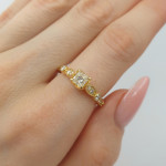 Yellow gold engagement ring with a princess cut diamond (2908), Modern engagement rings, Gold type: 585, Item in the photo weight: 2.75 g, Gemstone: Brilliant, Gemstone ct.: 0.35 ct, Gemstone ct.: 0.30-0.69 ct,  Weight of extra gems: 0.47 ct - Custom jewelry