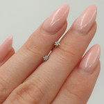 Minimālisma baltā zelta auskari ar dimantiem (536), Auskari - twists, Zelta standarts: 750, Produkta foto svars: 1.04 g, Dārgakmeņi: Izcili, Dārgakmens svars: 0.03 ct, Dārgakmens svars ct.: 0.01-0.09 ct - Pielāgotas rotājumlietas