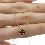 Ķēde ar četrlapu āboliņa kulonu (1737), Bez cilpām, Zelta standarts: 585, Produkta foto svars: 1.97 g - Pielāgotas rotājumlietas