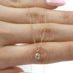 Minimālistiska sarkanā zelta ķēdīte ar kulonu (1741), Ar acīm, Zelta standarts: 585, Produkta foto svars: 1.45 g, Dārgakmeņi: Cirkonis - Pielāgotas rotājumlietas