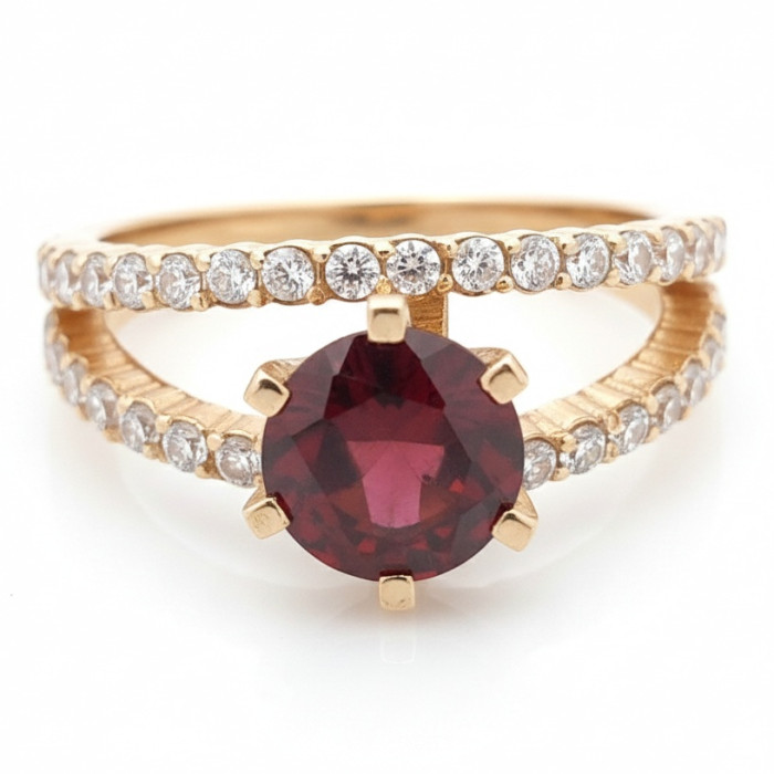 Grezns zelta gredzens ar granātu (614)