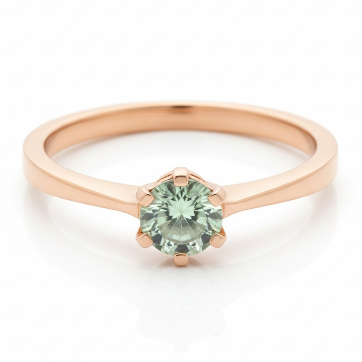 Sarkanā zelta gredzens ar zilu safīra akmeni "Beinora", Sieviešu gredzeni, Dārgakmens svars ct.: 0.30-0.69 ct, Zelta standarts: 585, Produkta foto svars: 2.08 g, Dārgakmeņi: Safīrs, Dārgakmens svars: 0.34 ct - Rotājumlietas internetā