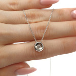 Baltā zelta ķēdīte ar dimanta kulonu (463), Akutes, Zelta standarts: 585 / 750, Produkta foto svars: 2.40 g, Dārgakmeņi: Izcili, Dārgakmens svars ct.: 0.01-0.09 ct, Dārgakmens svars: 0.08 ct - Pielāgotas rotājumlietas