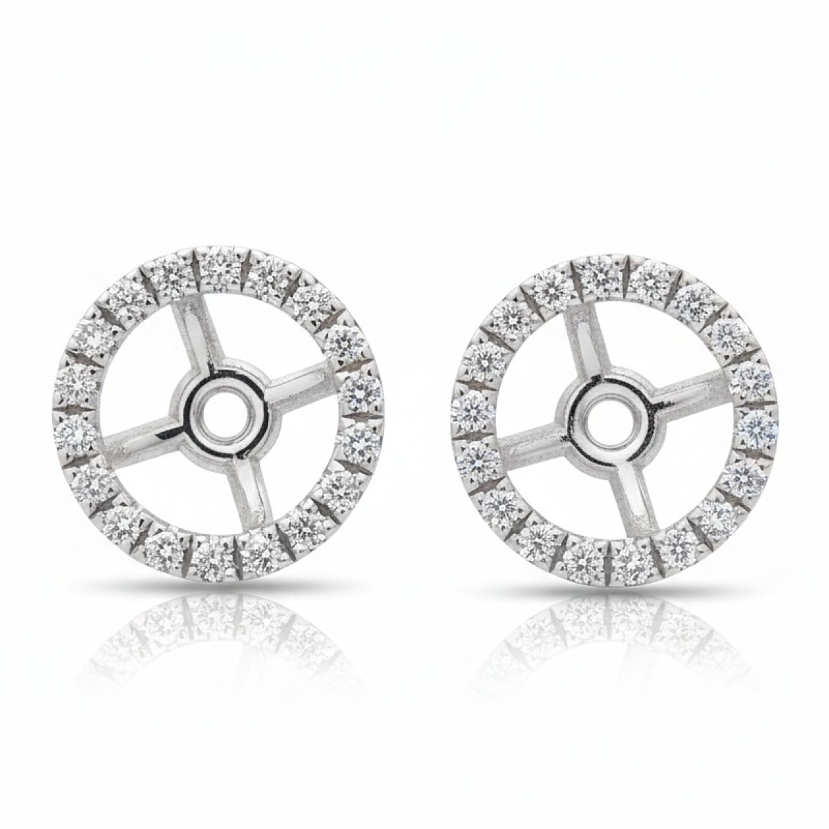 Earrings "sparkles" with diamonds (730), Halo, Gold type: 585, Item in the photo weight: 0.98 g, Gemstone: Brilliant, Gemstone ct.: 0.20-0.29 ct, Gemstone ct.: 0.24 ct - Jewelry online