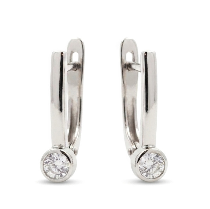 Minimalist earrings with diamonds and English clasp (801)