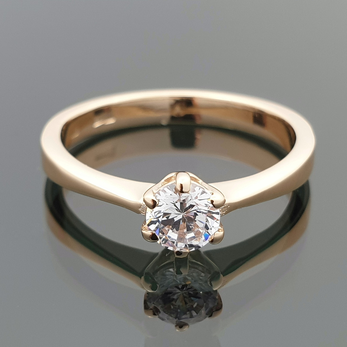 Gold engagement ring with eyelet (1302) 1