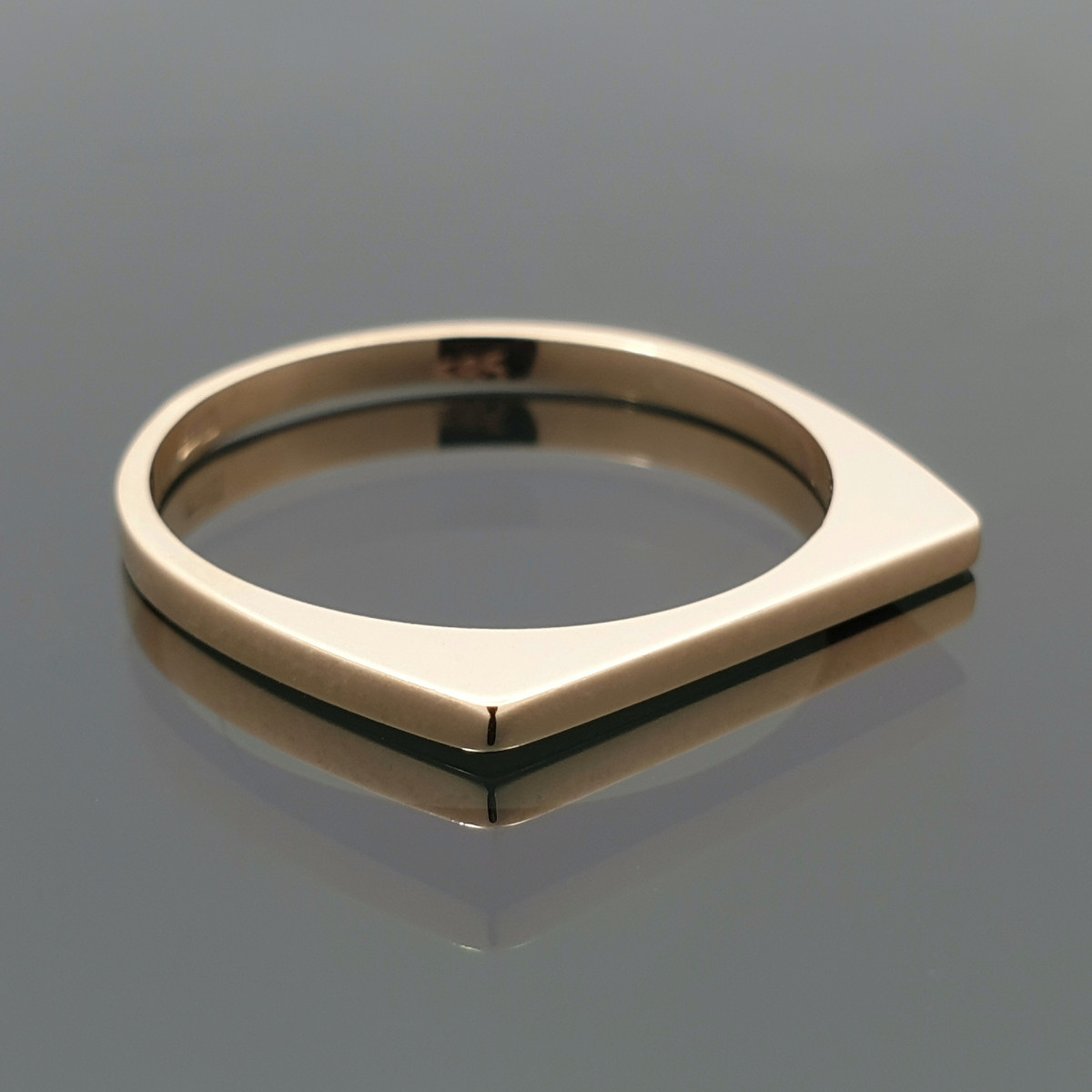 Minimalist gold ring (1364) 1