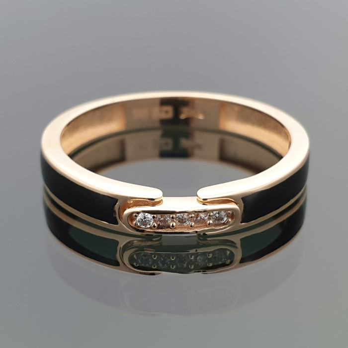 Moteriškas auksinis žiedas su akutėmis ir juoda emale (1149)