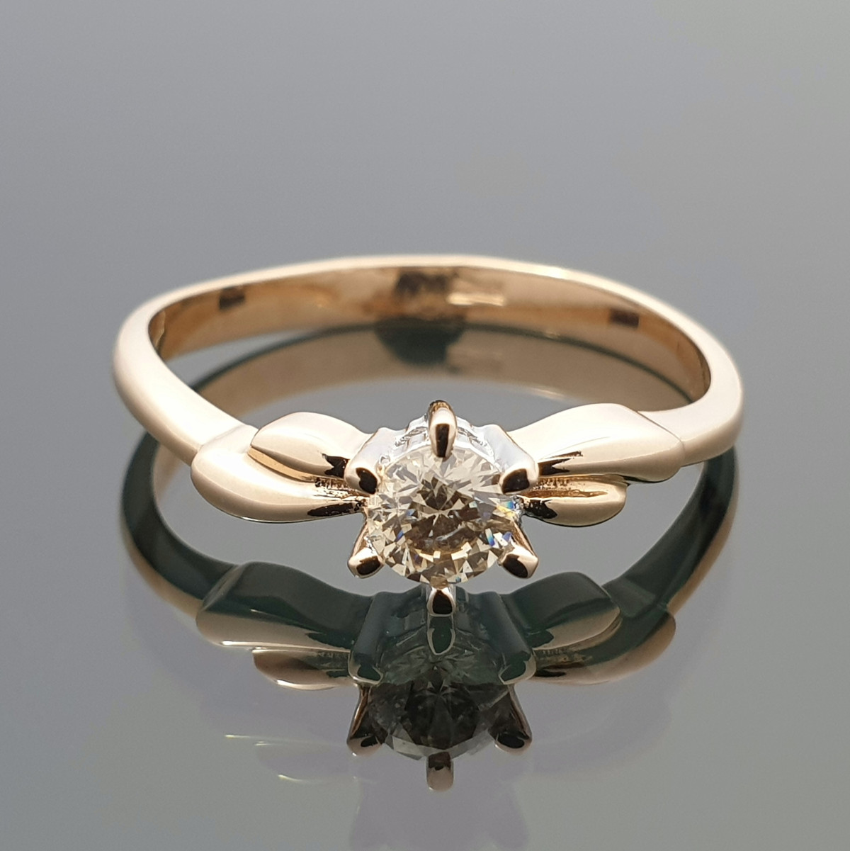 Auksinis žiedas su akute "Gėlytė" (945) 1