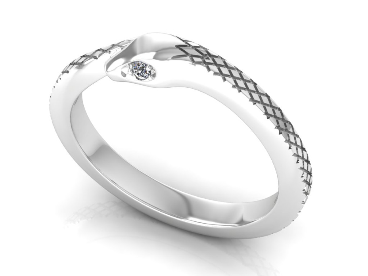 White gold ring with brilliant cut diamonds 