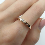 Gold ring with diamond 