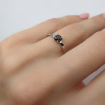  White gold ring decoded with black diamond (1200) 2